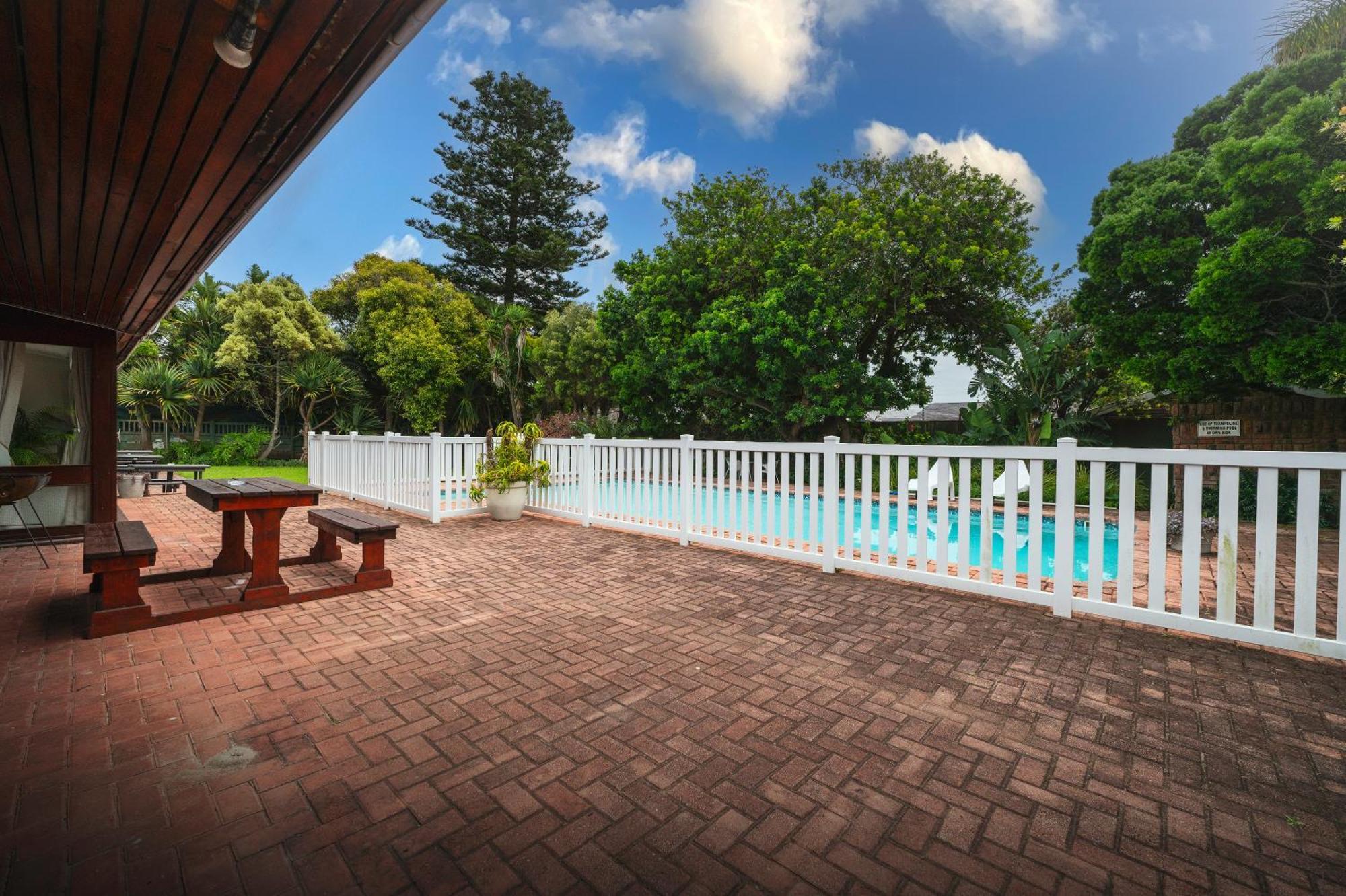 Admirals Lodge Guest House And Brightways Self Catering Apartments Port Elizabeth Esterno foto