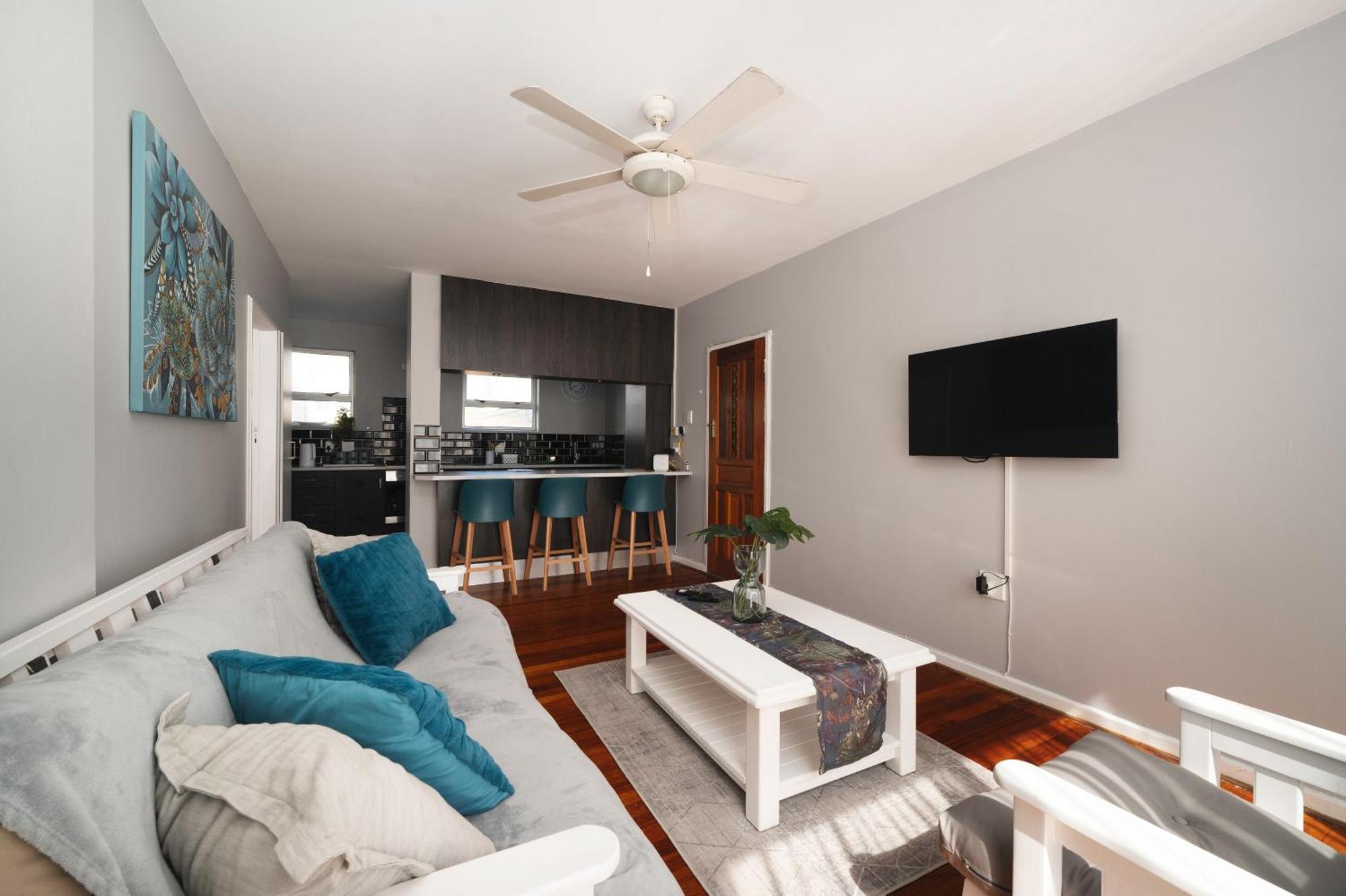Admirals Lodge Guest House And Brightways Self Catering Apartments Port Elizabeth Esterno foto