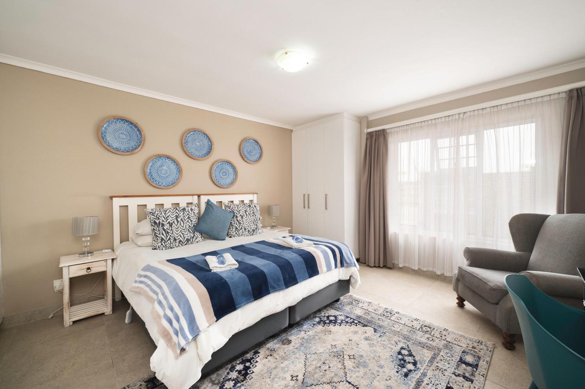 Admirals Lodge Guest House And Brightways Self Catering Apartments Port Elizabeth Esterno foto
