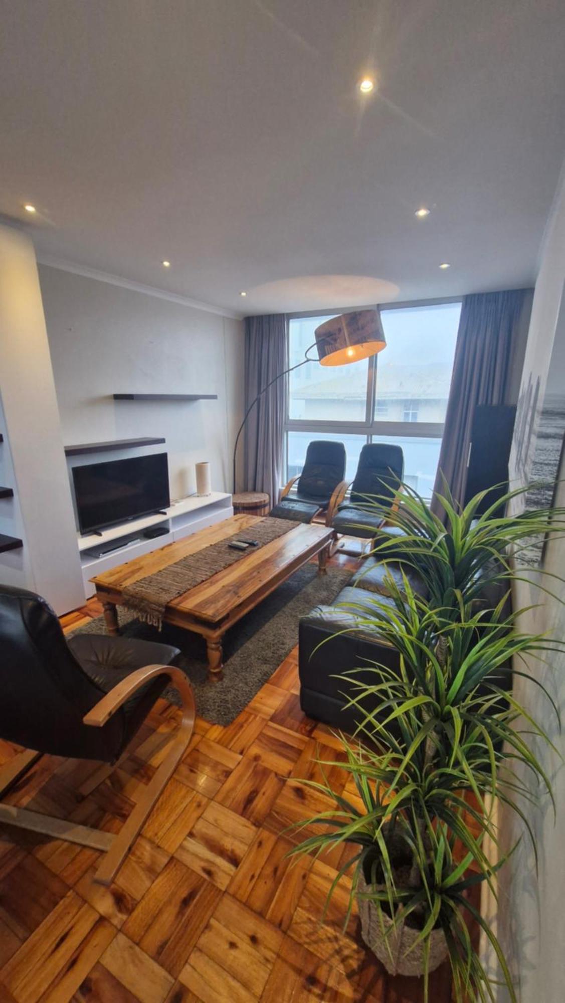 Admirals Lodge Guest House And Brightways Self Catering Apartments Port Elizabeth Esterno foto