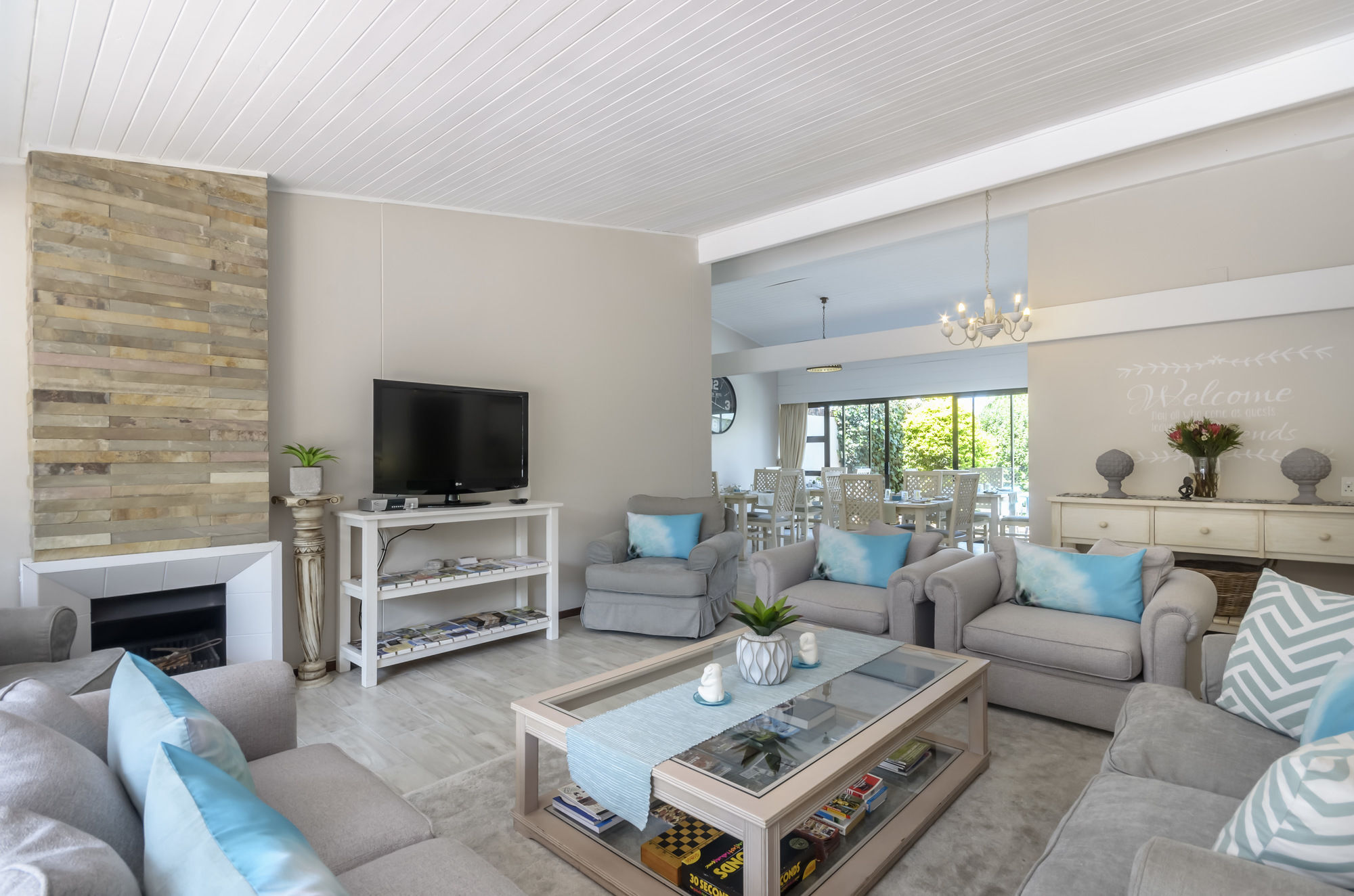 Admirals Lodge Guest House And Brightways Self Catering Apartments Port Elizabeth Esterno foto